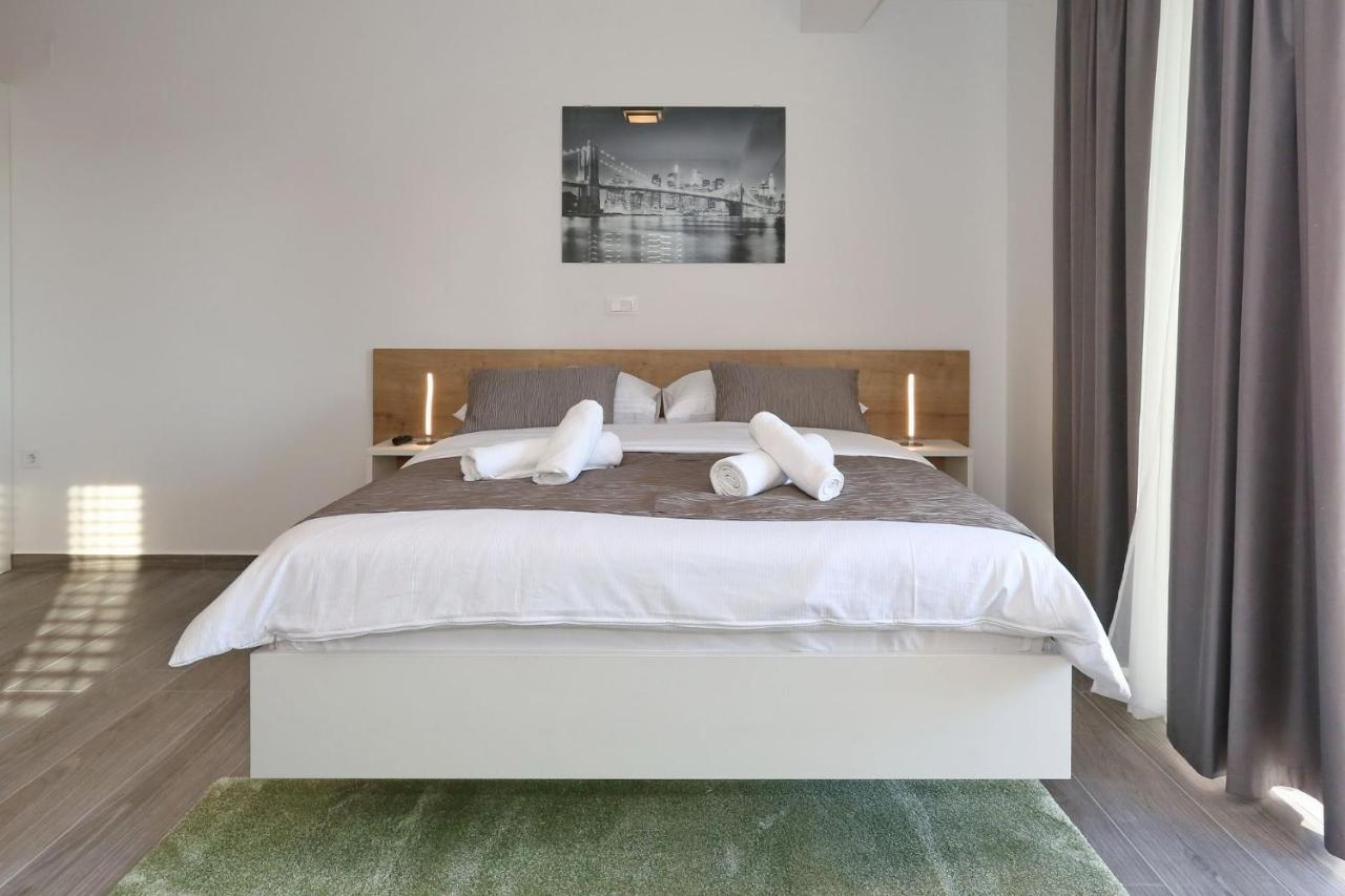 Villa Ankora 1 With Heated Pool Biograd Na Moru Exterior foto